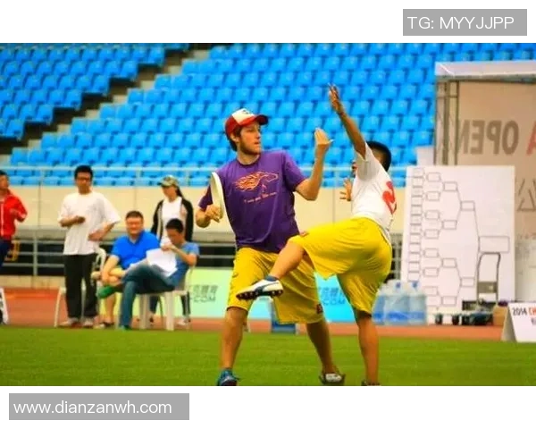 深入分析深圳飞盘队区域防守战术的独特优势与应用策略